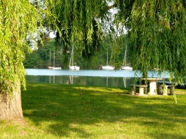 Un site privilégié en bordure de Garonne au plan d'eau de Rieux