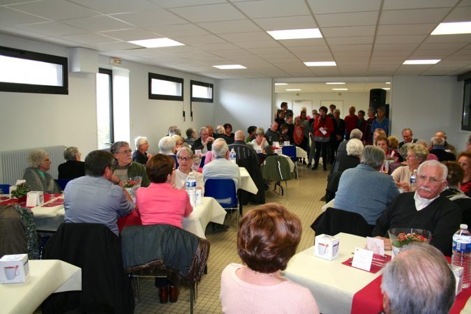 La municipalité de Rieux invite les séniors de la commune.