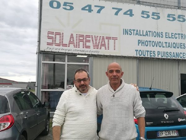 Bruno Bouccara et Philippe Roussel de l'entreprise Solairewatt se mobilisent pour la famille d'Arnaud Beltrame