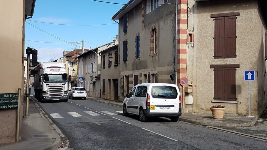 La D viation De Mane Petite R publique
