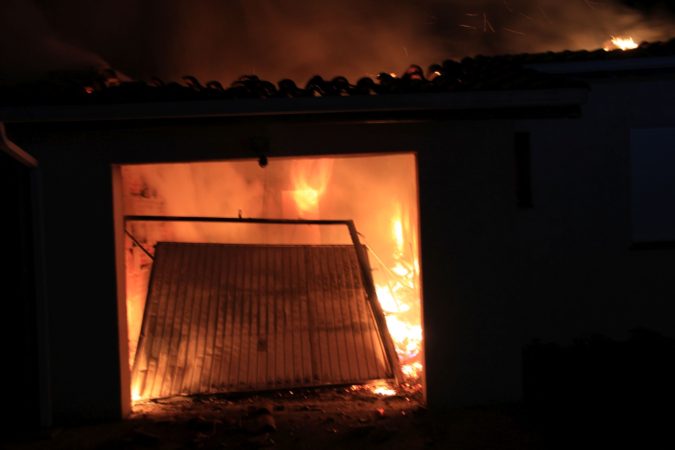 Le feu a ravagé une maison d'habitation dans la nuit de lundi à Boulogne sur Gesse.