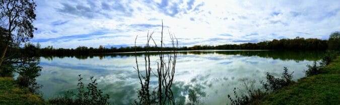 Magnifique lac de Peyssies