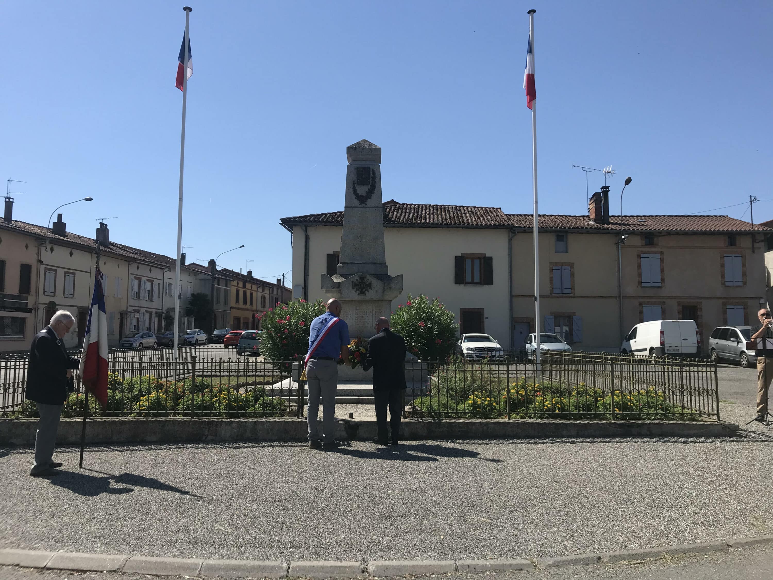 Montesquieu : Cérémonie au monument aux morts pour la Saint-Victor ...