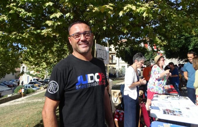 Cédric Casbas, coach dirigeant du Torii Judo Club d'Aurignac, représentait le club au forum des associations en septembre.