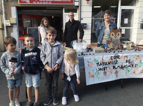 Des gâteaux vendus sur les marchés pour financer les sorties de l'école maternelle, l'excellente idée de l'Association des parents d'élèves de Saint Blancard.