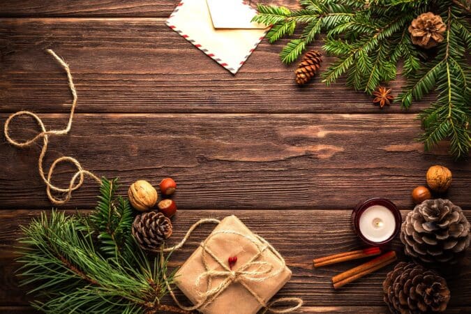 On fabriquera ses décos de Noël en argile à la Cafetière le 13 décembre. Réservez la date.